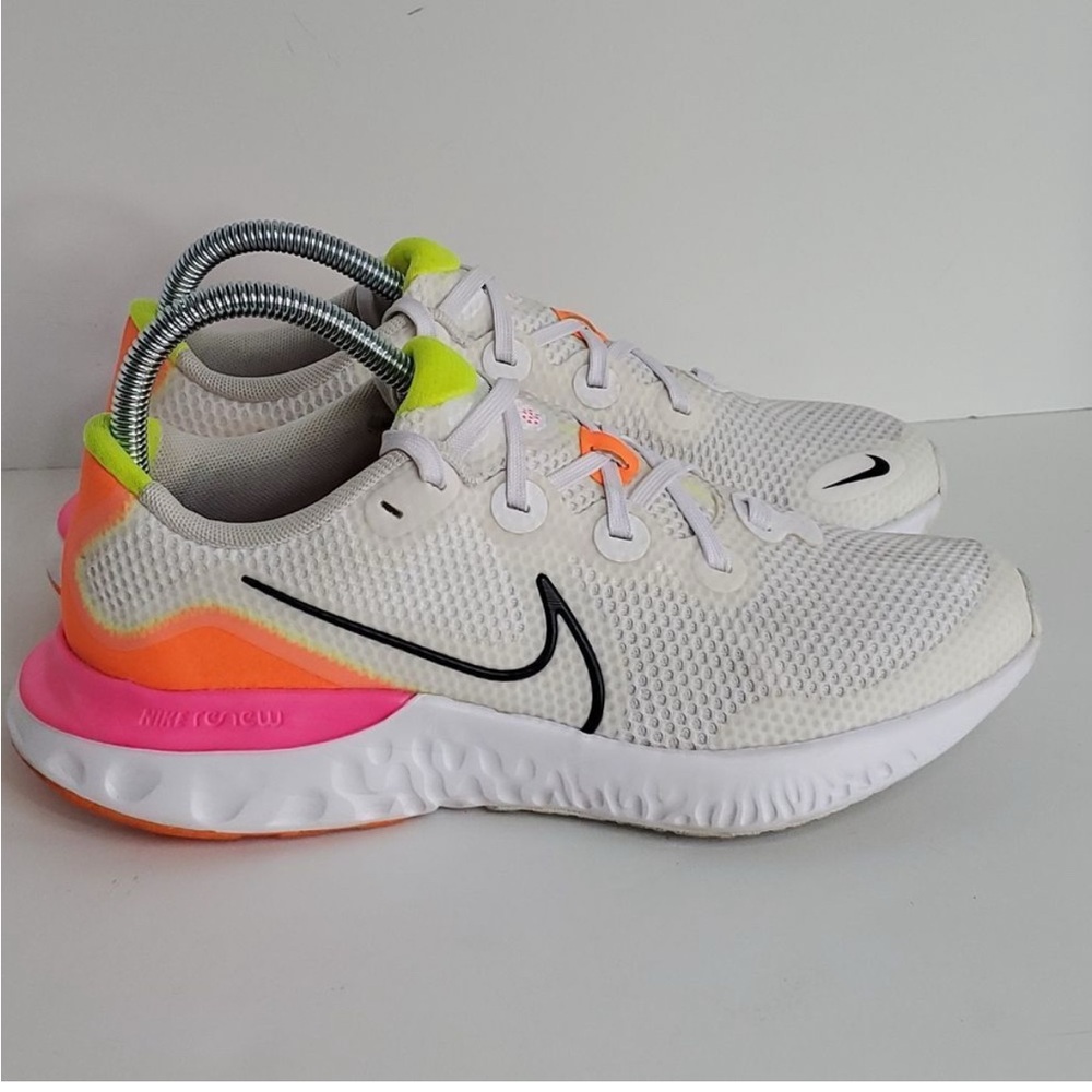 Nike Renew Run White Pink Blast CT1430-100 Size 7.5